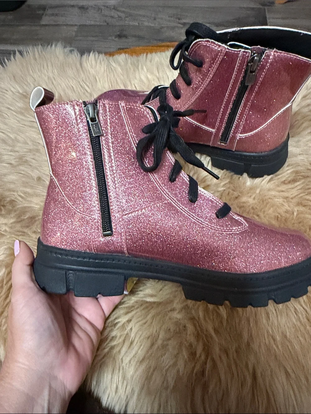 UGG Glittler Pink Youth Girl Ashton Boots Size 6 Zip Up New without Box